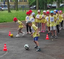 8 czerwca grupa IV „Pszczółki”, wybrała się na Olimpiadę Sportową Przedszkolaków, organizowaną przez Ośrodek Pracy Pozaszkolnej Ogród Jordanowski w Kozienicach.