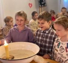 Powiększ zdjęcie WYCIECZKA DO MUZEUM WSI RADOMSKIEJ